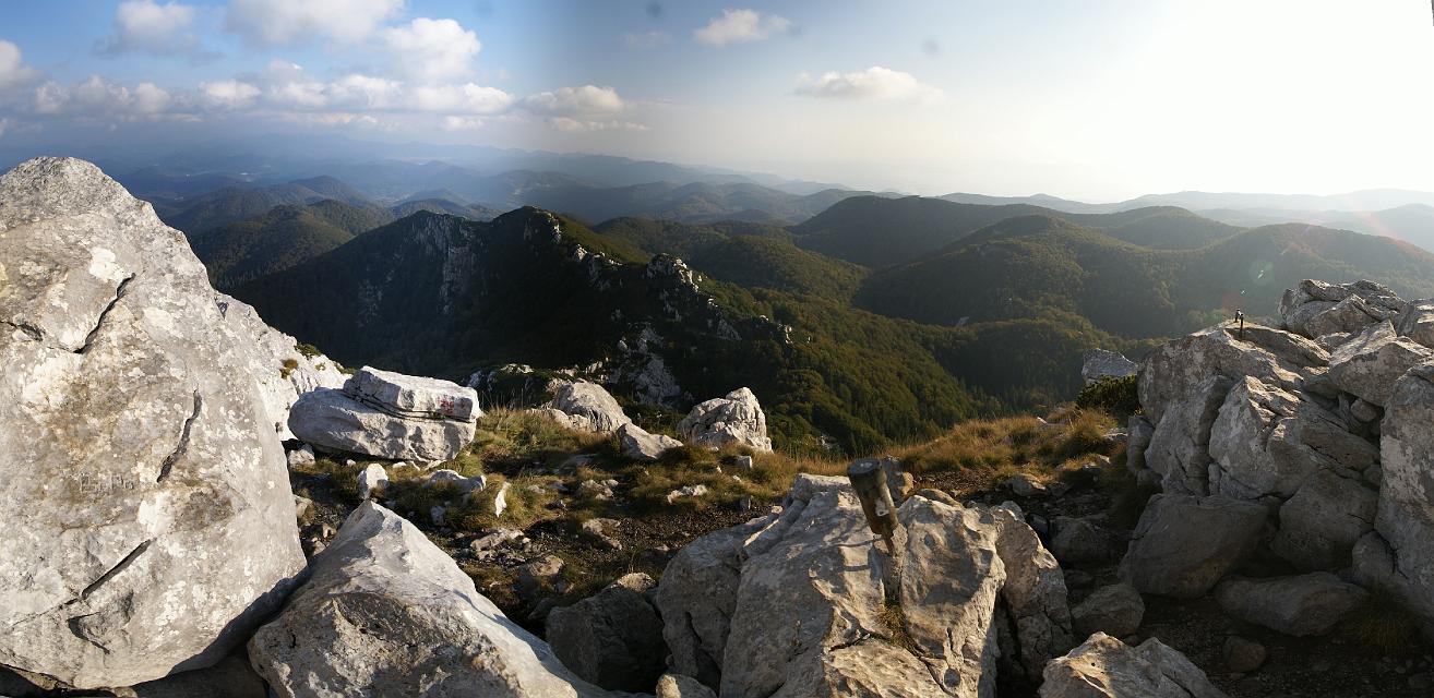 DSC08975-DSC08982er.jpg - View from Risnjak, Gorski Kotar, Croatia